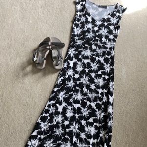 Pretty petite maxi dress